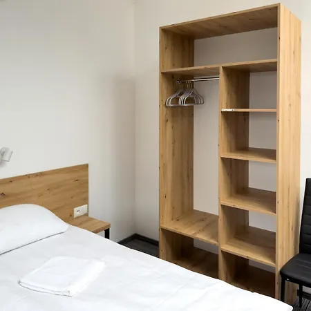 Sjesta מיקולוב